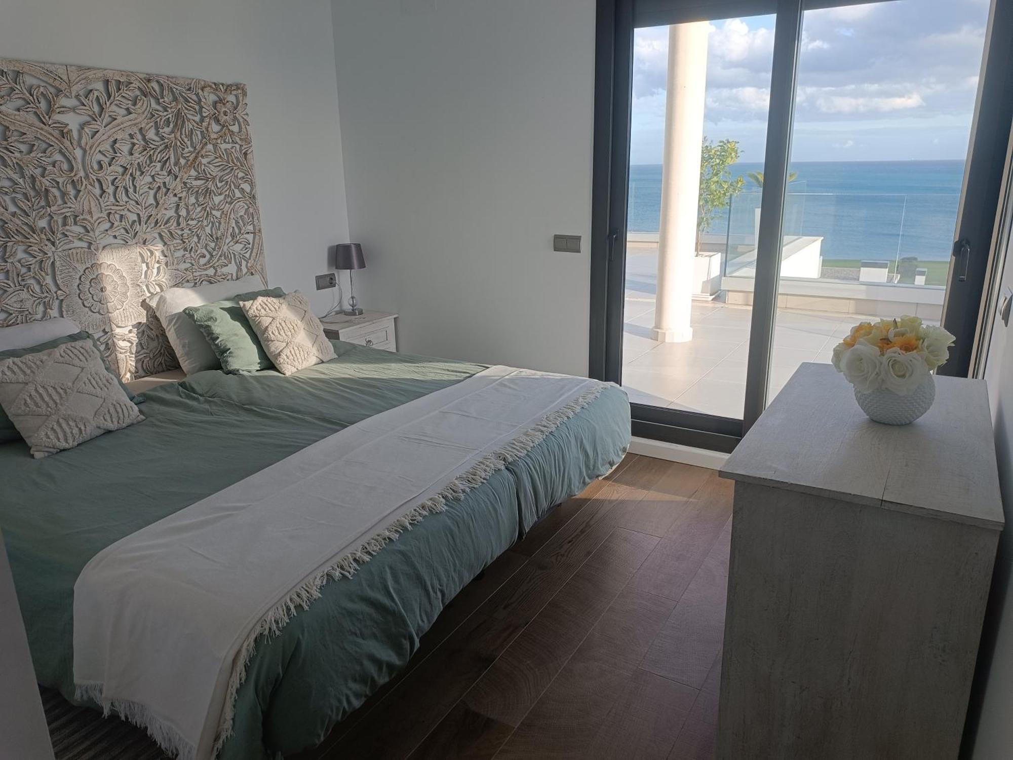321 - Luxury Penthouse With Amazing Views Appartement San Roque  Buitenkant foto