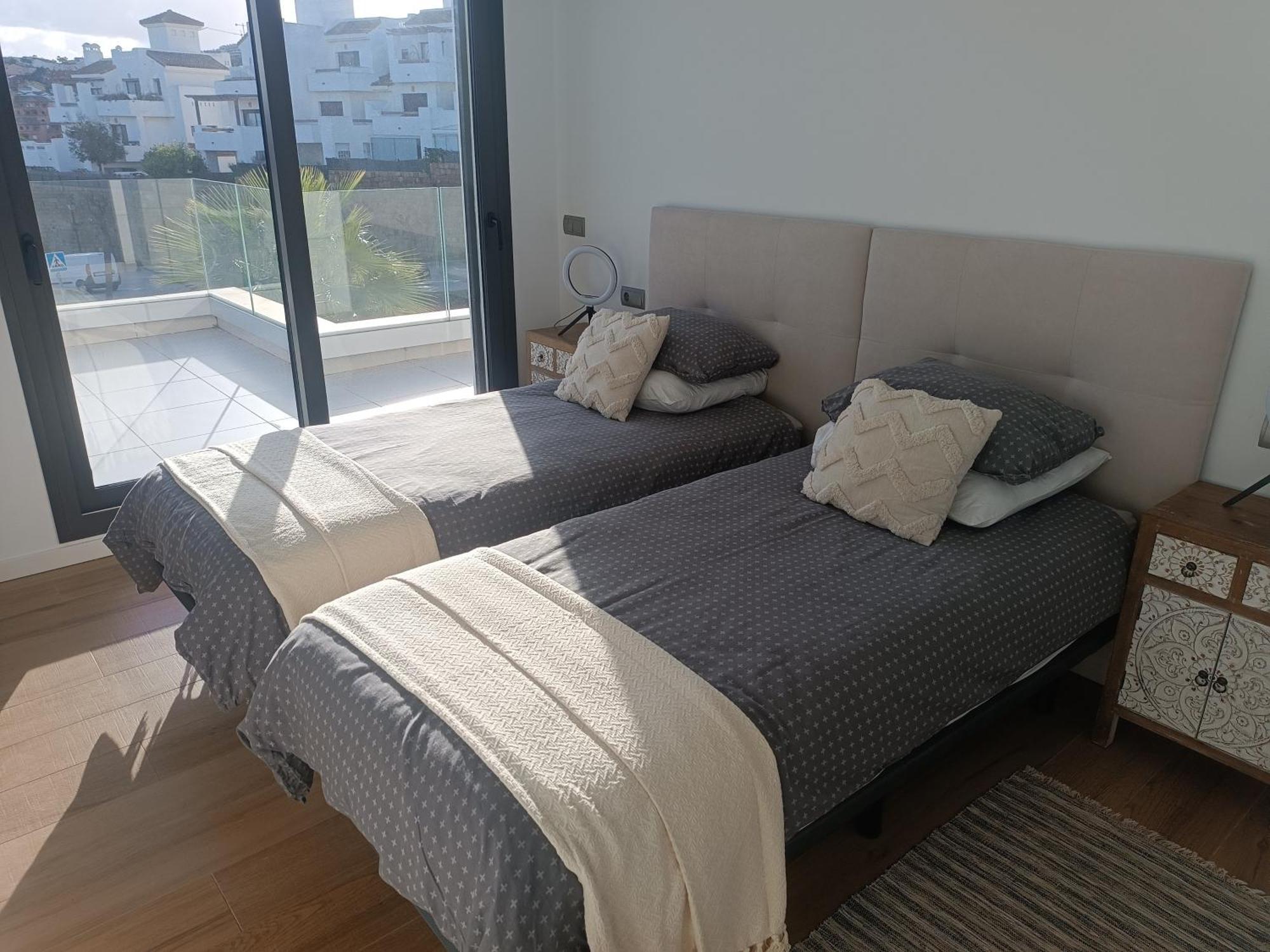 321 - Luxury Penthouse With Amazing Views Appartement San Roque  Buitenkant foto