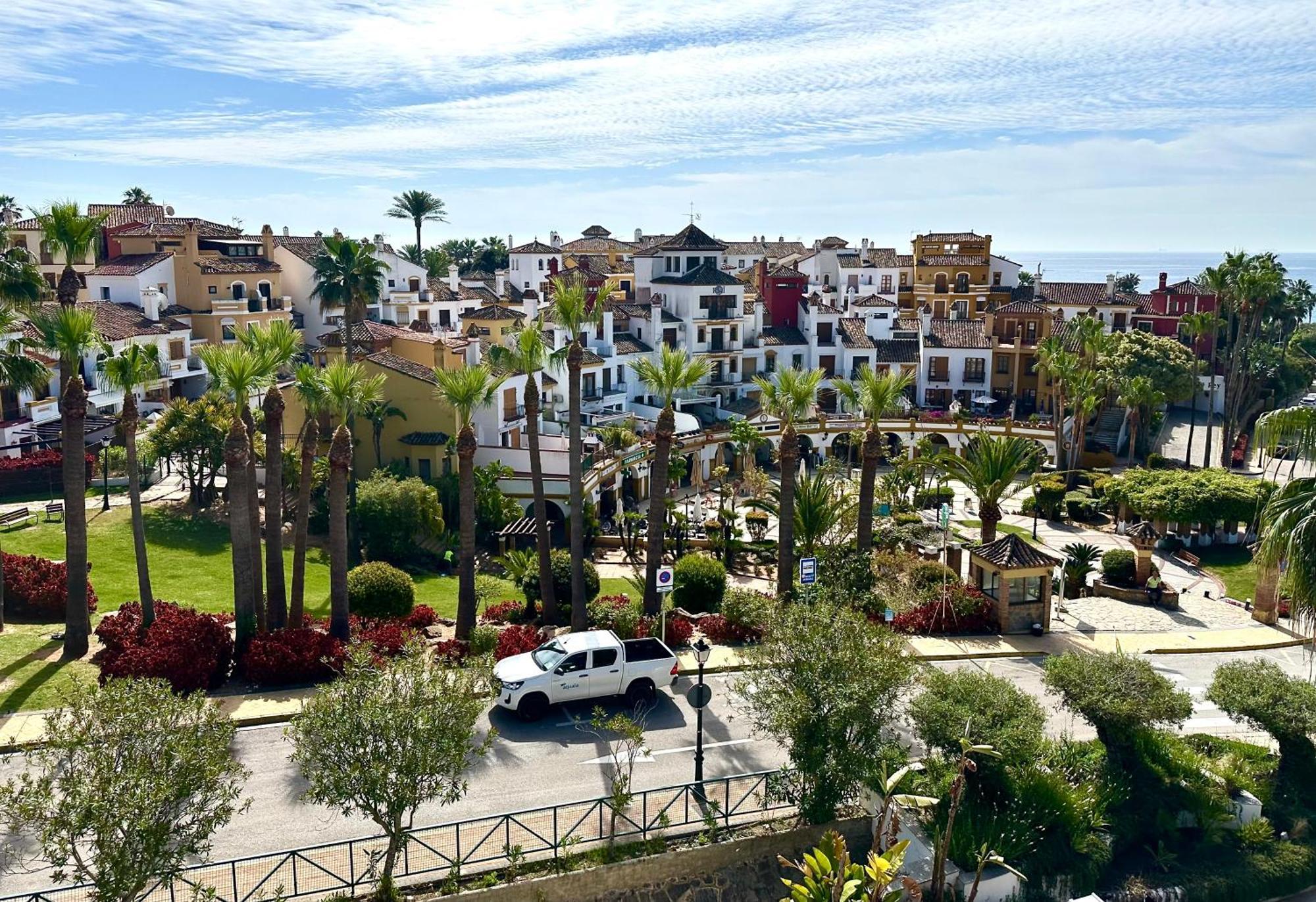 321 - Luxury Penthouse With Amazing Views Appartement San Roque  Buitenkant foto
